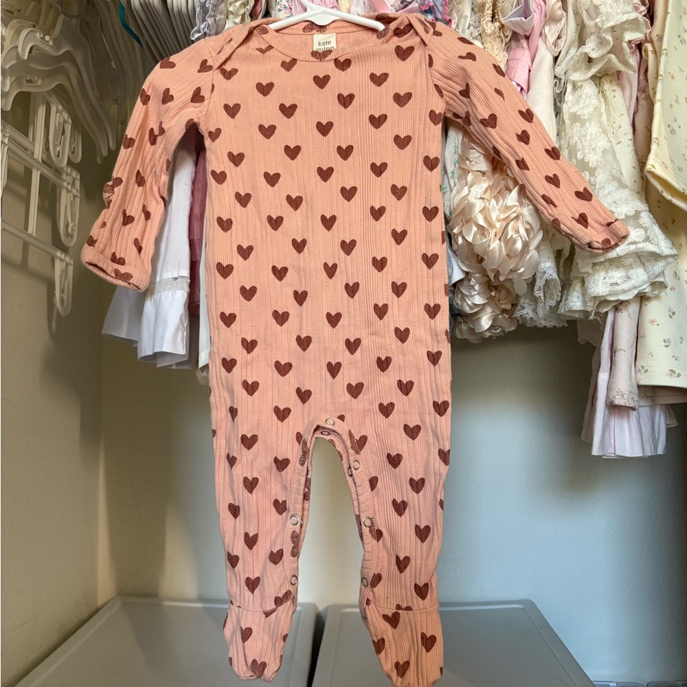 Kate Quinn heart ribbed footed onesie 3-6 months